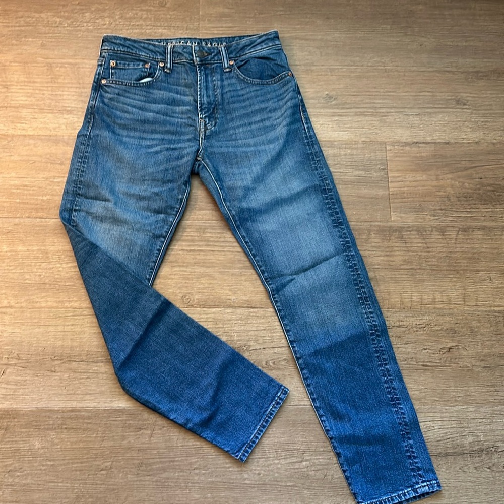 Athletic fit men’s American eagle jeans